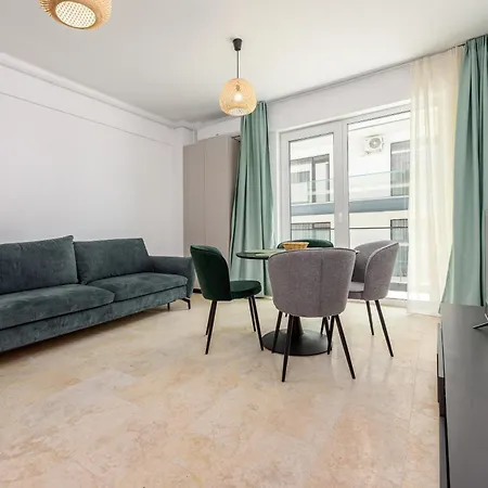 Azzurro Beachfront 2 Appartement Năvodari